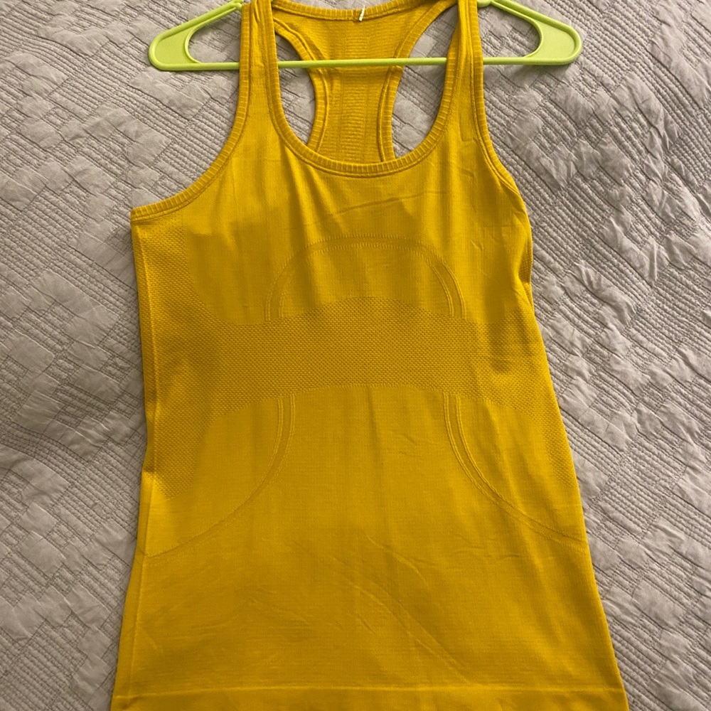 NWOT Lululemon swiftly tech tank sz 8